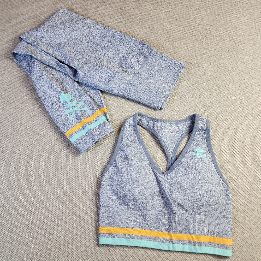 SoulCycle 2-Piece Set Grey Skull Seamless Sports Bra Leggings Size Small